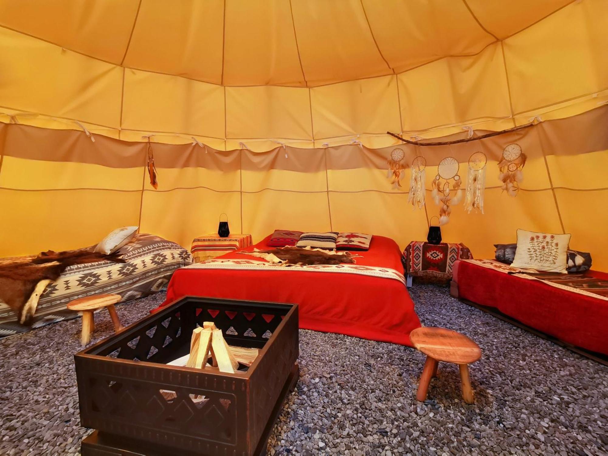 Teepee Camp Lounky Ξενοδοχείο Chodouny Εξωτερικό φωτογραφία